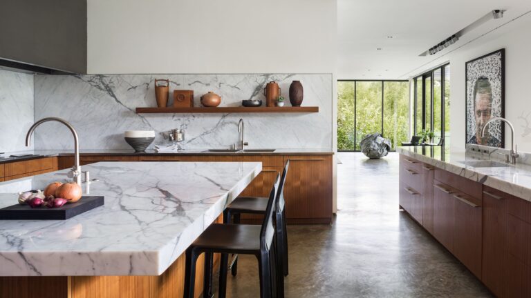 How to remove oil stains from marble countertops?