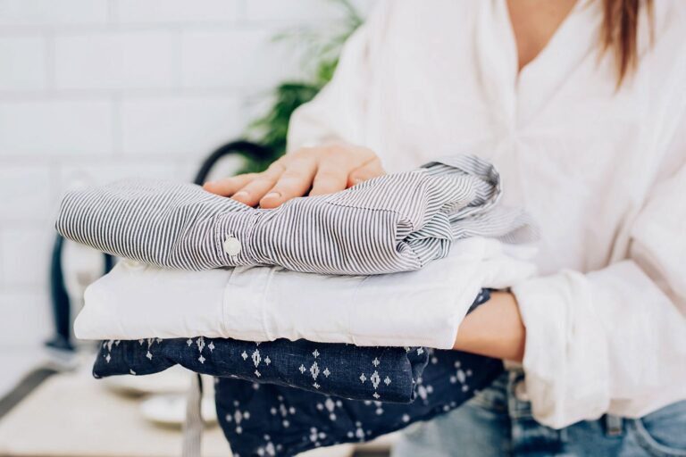 How to remove rust stains from cotton clothes?